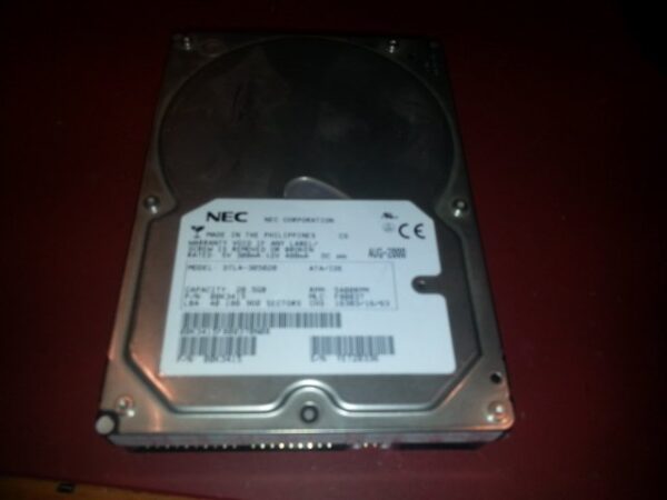 Disque dur 3.5 NEC ide 20 go