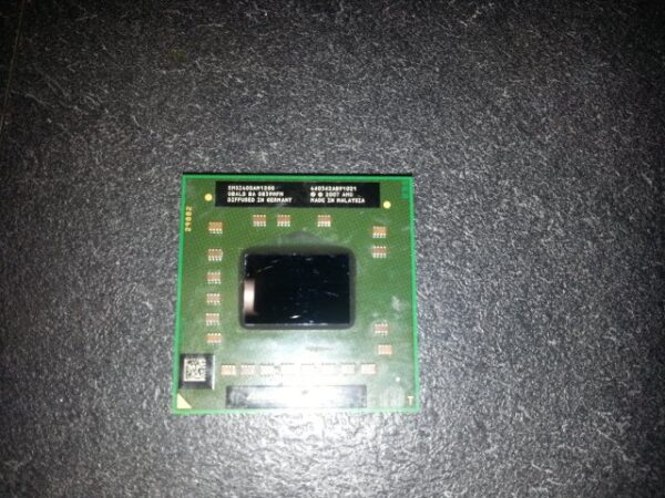 Processeur SMSI40SAM12GG AMD Sempron Series Mobile CPU