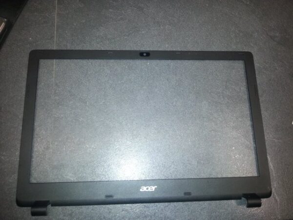 Cadre écran acer aspire E5-511