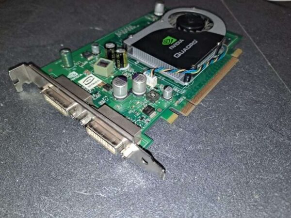 Carte graphique PNY VCQFX 370-PCIe Quadro FX370