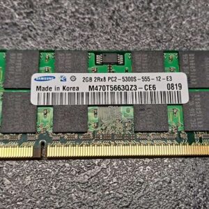 Mémoire Samsung DDR2 2Gb 2rx16 PC2-5300s-555-12-E3