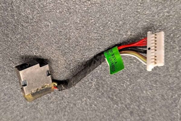 Connecteur d'alimentation pour HP 17-ab404nf