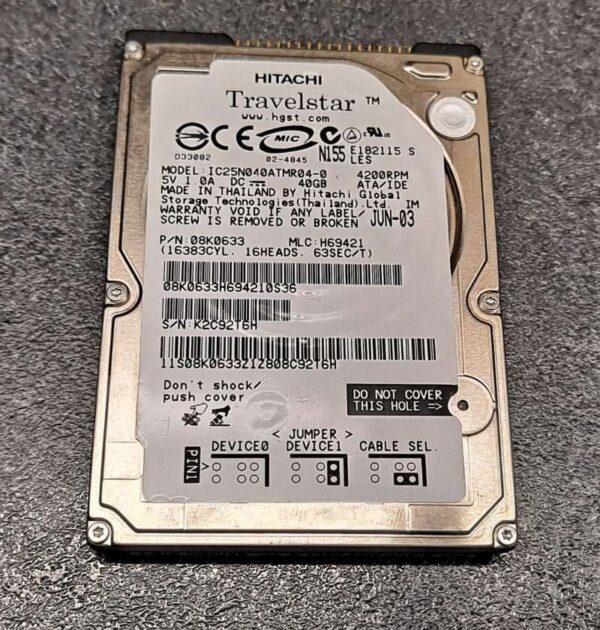 Disque dur Hitachi 2.5" IDE IC25N080ATMR04-0 - PCB 320 08K1797 01 - MLC H69555 - 80Go