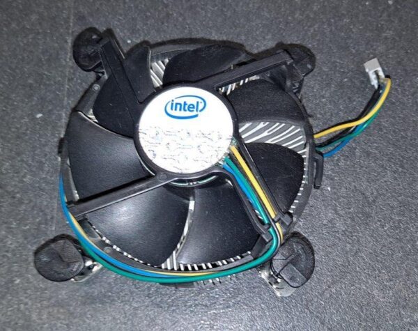 Ventilateur et dissipateur Intel F09A-12B6S2 DC12V 0.20A connecteur 4 pins