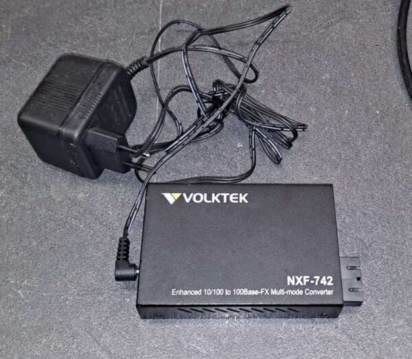 Volktek NXF-742 - convertisseur de média à fibre optique - 10/100 MB