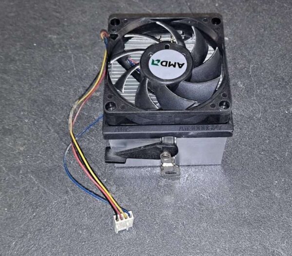 Dissipateur thermique et ventillateur CPU processeur AMD Socket AM2 AM2+ AVC A113000527