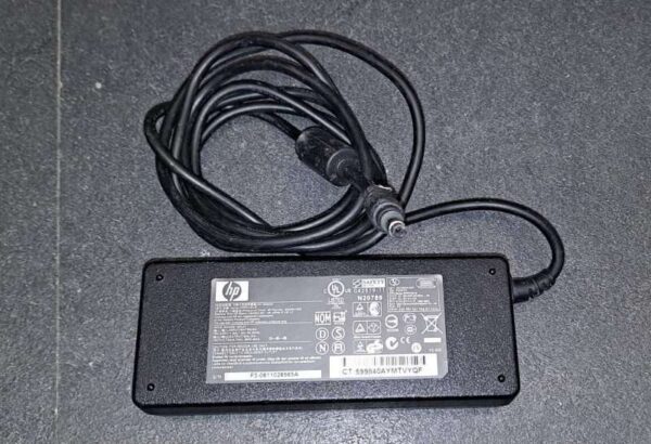 Chargeur original HP PPP012H-S 393954-002 394224-001 19V 4,74A