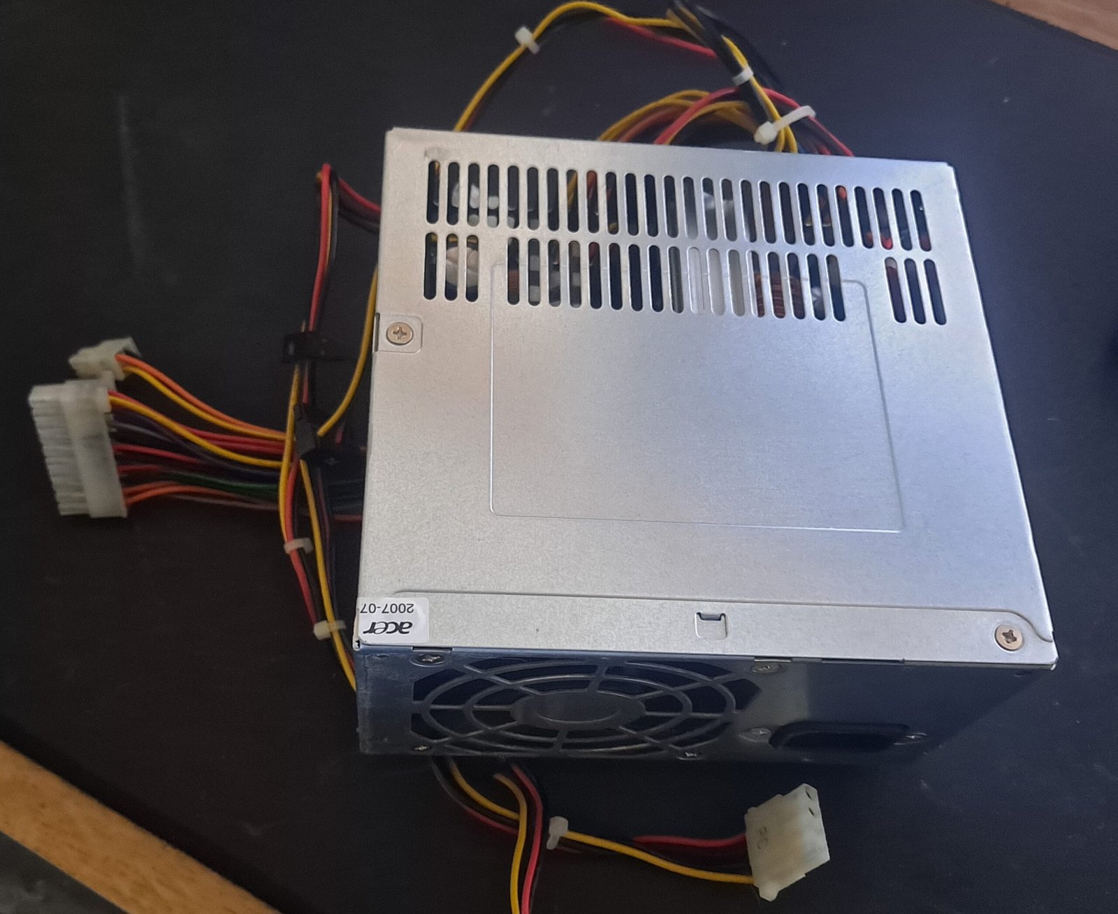 Alimentations Delta Electronics DPS-250AB-22D 00F 250W – Image 2