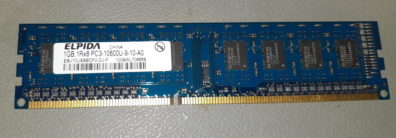 Mémoire ram Elpida EBJ10UE8BDF0-DJ-F 1009WL706658 1GB 1Rx8 PC3-10600U-9-10-A0