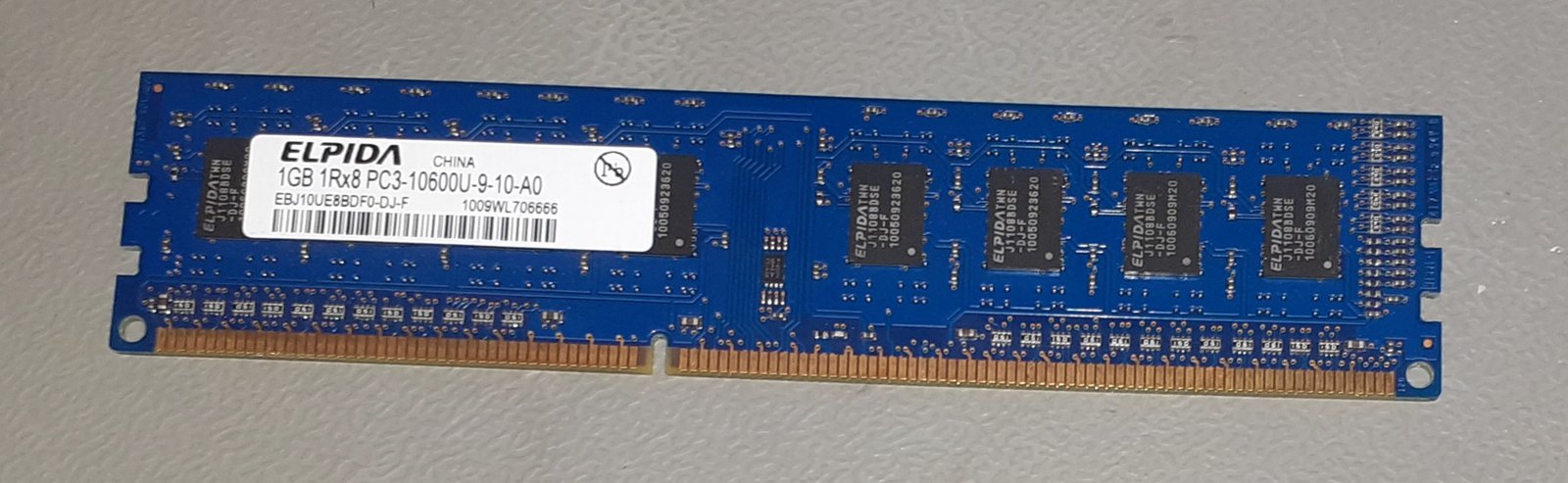 Mémoire ram Elpida EBJ10UE8BDF0-DJ-F 1009WL706666 1GB 1Rx8 PC3-10600U-9-10-A0